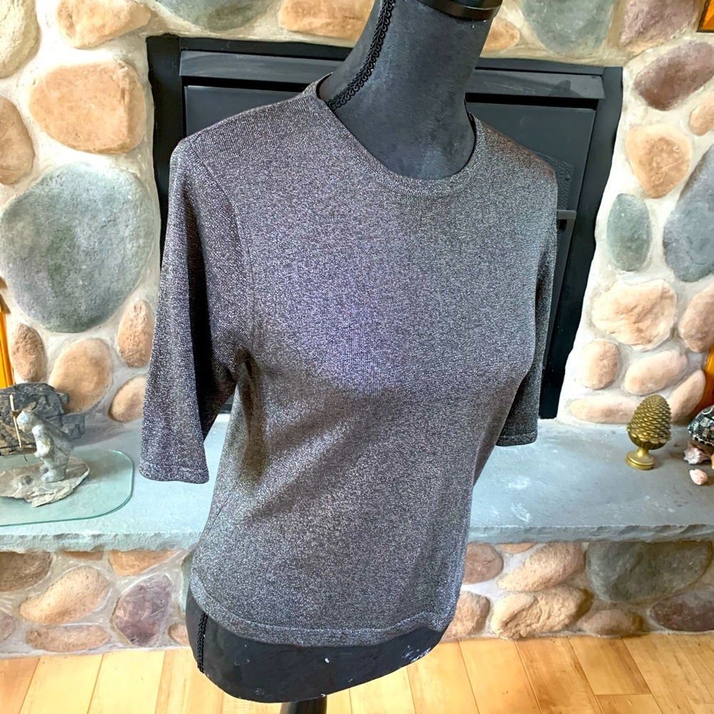 Silk metallic tee size Small